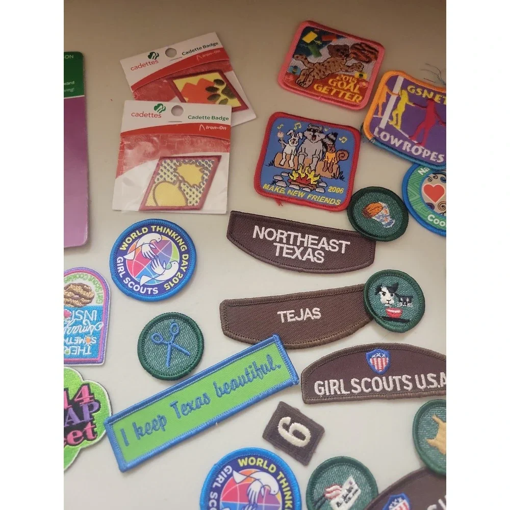 Mixed lot Vtg to New Girls Scout Patches badges accessories